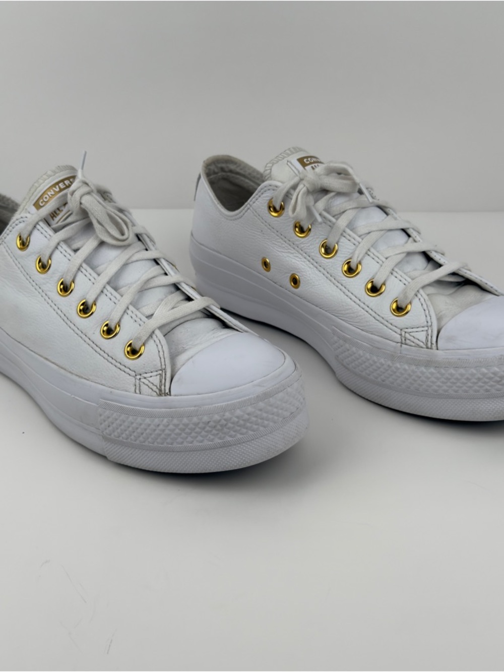 Converse Chuck Taylor Move Platform Sneakers White Leather Gold Eyelets 8.5